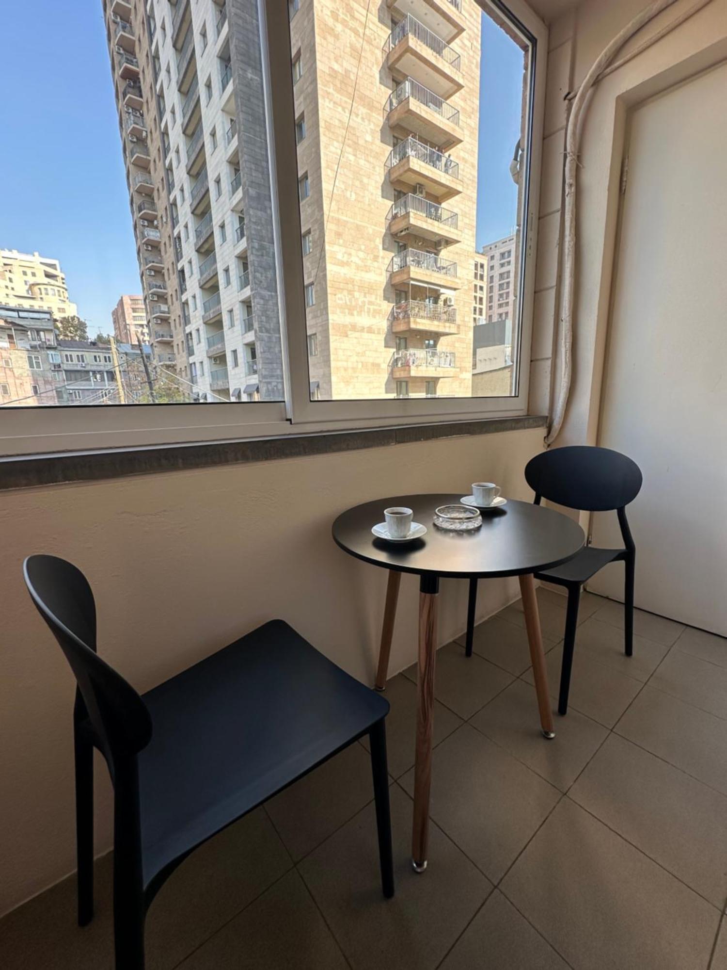 Comfortable Apartment In Center Yerevan Exterior foto