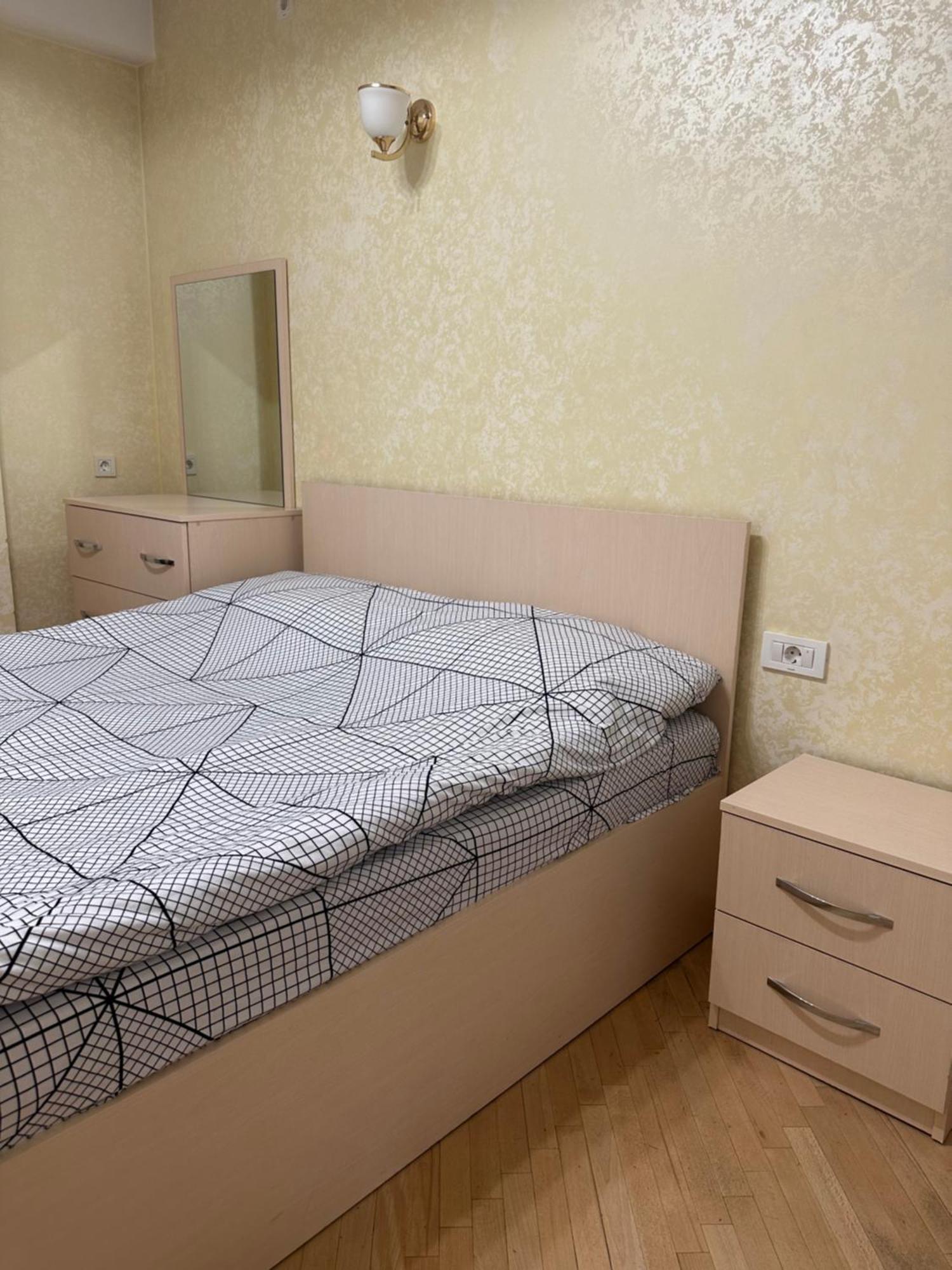 Comfortable Apartment In Center Yerevan Exterior foto